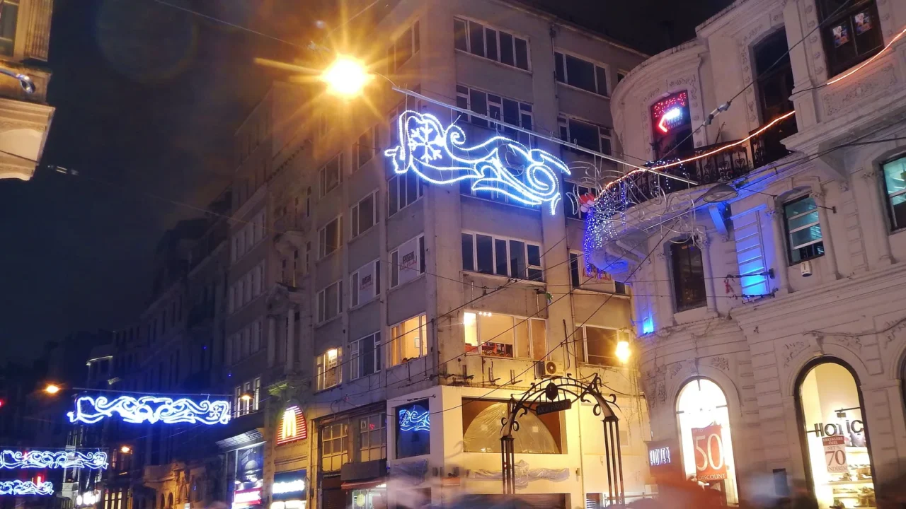 Beyoğlu ilçesinden bir görünüm